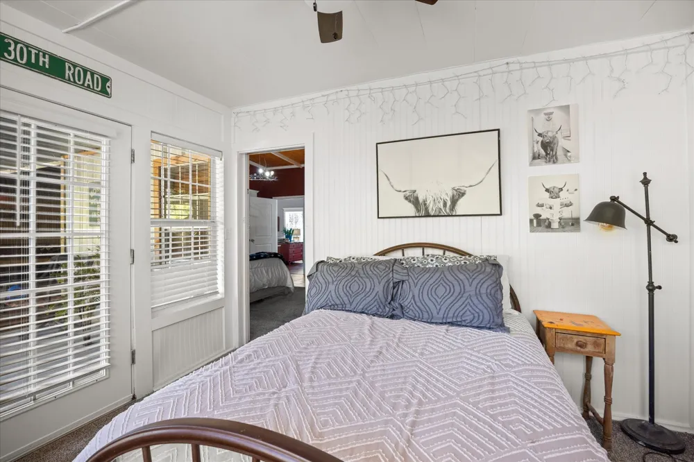 1393 Shady Oaks Circle Glen Rose, TX 76043