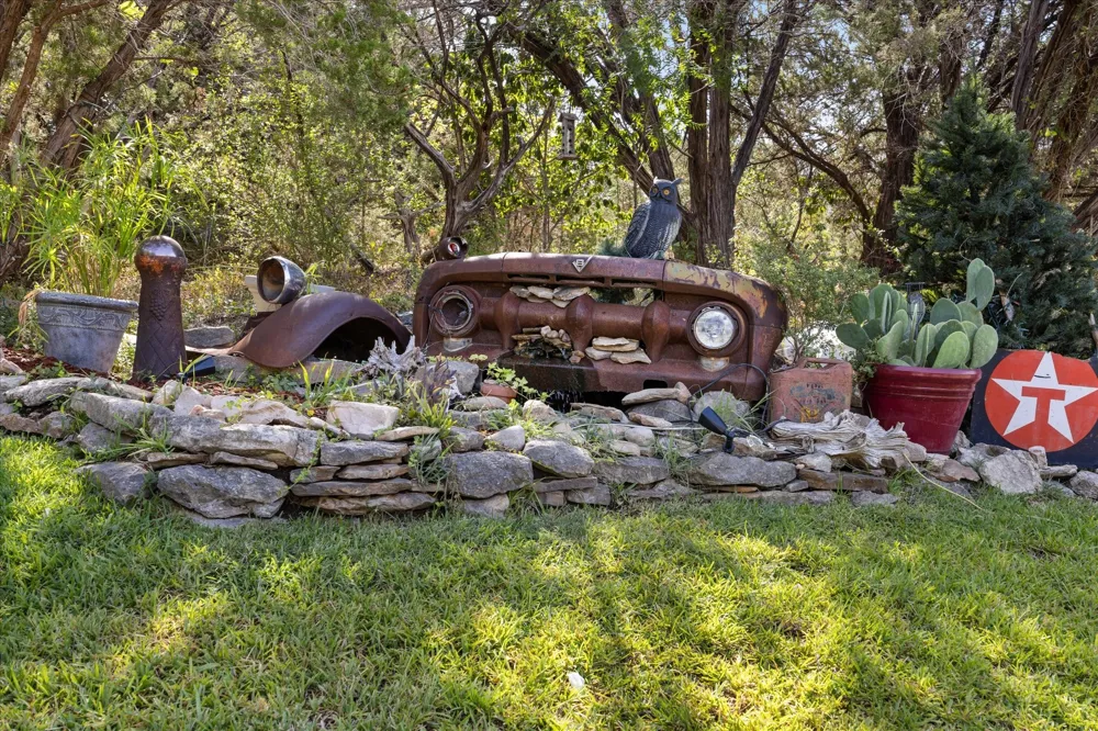 1393 Shady Oaks Circle Glen Rose, TX 76043