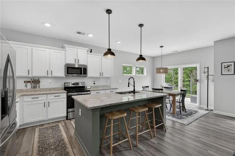 437 Tom Avery Drive Ball Ground, GA 30107