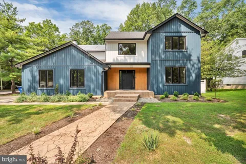 35 E RED OAK DRIVE
