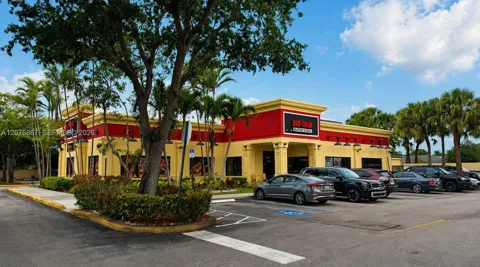 3887 W Hillsboro Blvd
