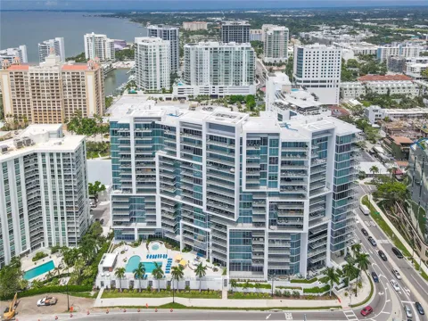 1155 GULFSTREAM AVENUE #806