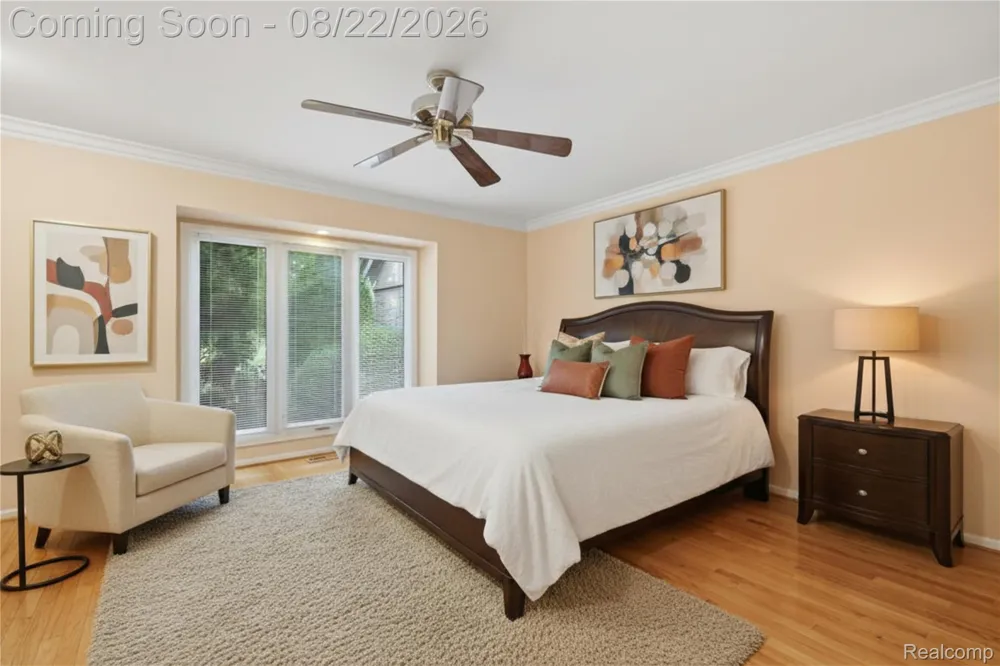 5828 Dawn Ridge Drive Troy City, MI 48098