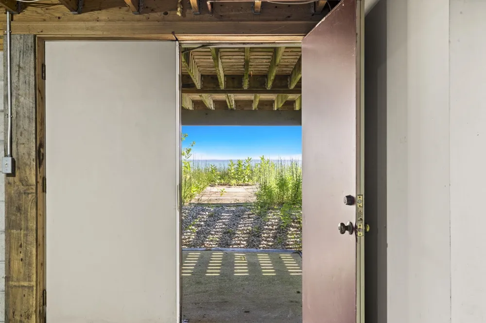 12960 Forest Beach Leelanau Township, MI 49670