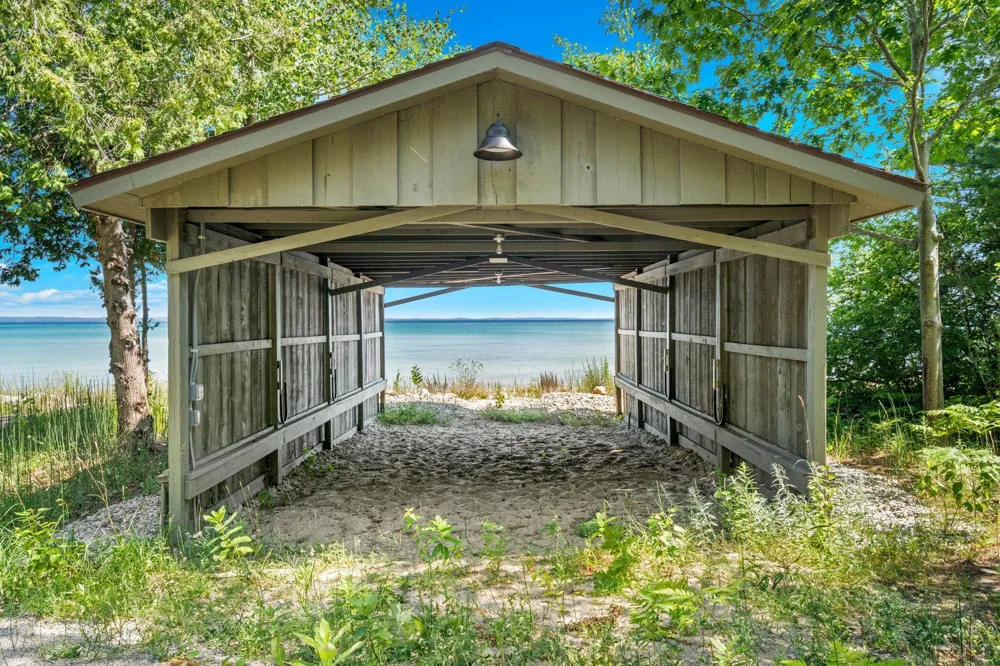 12960 Forest Beach Leelanau Township, MI 49670