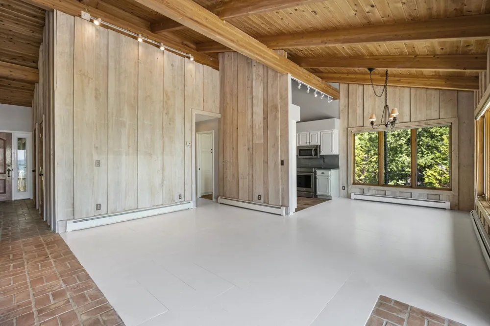 12960 Forest Beach Leelanau Township, MI 49670
