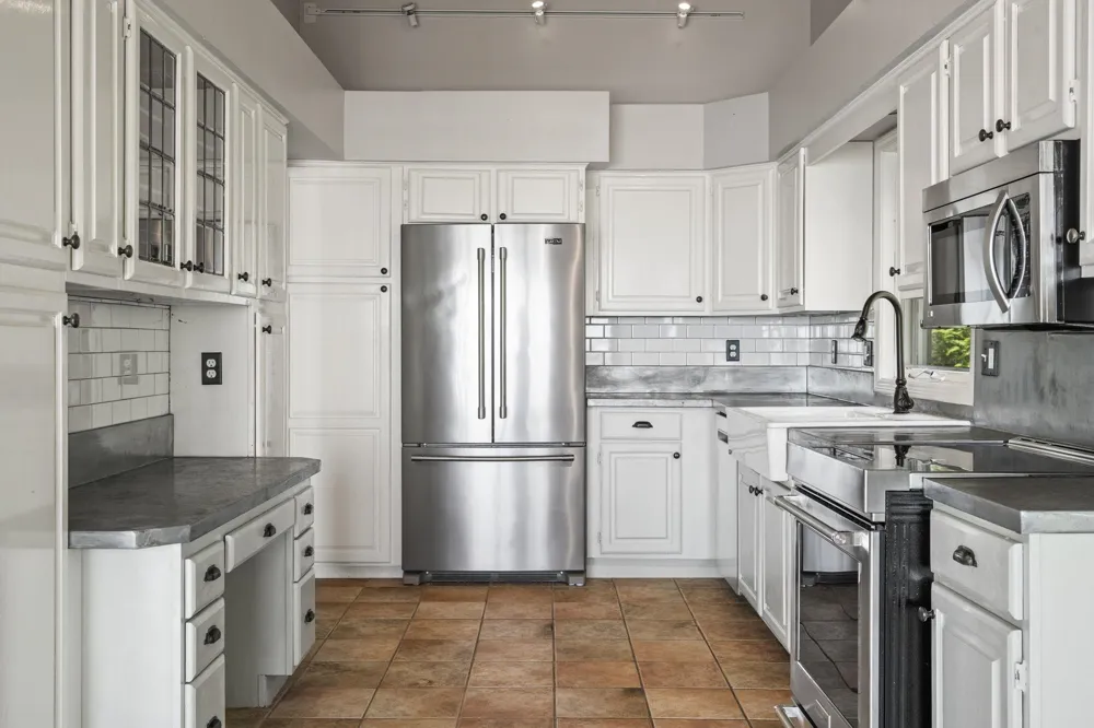 12960 Forest Beach Leelanau Township, MI 49670