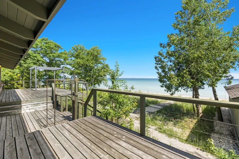12960 Forest Beach Leelanau Township, MI 49670