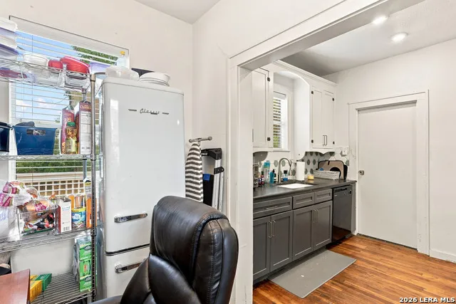 421 ELEANOR AVE San Antonio, TX 78209
