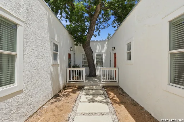 421 ELEANOR AVE San Antonio, TX 78209