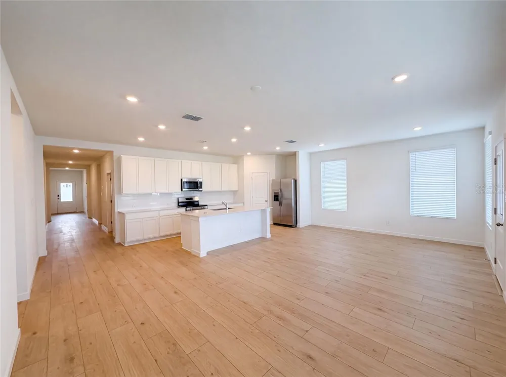347 PUMA LOOP Groveland, FL 34736
