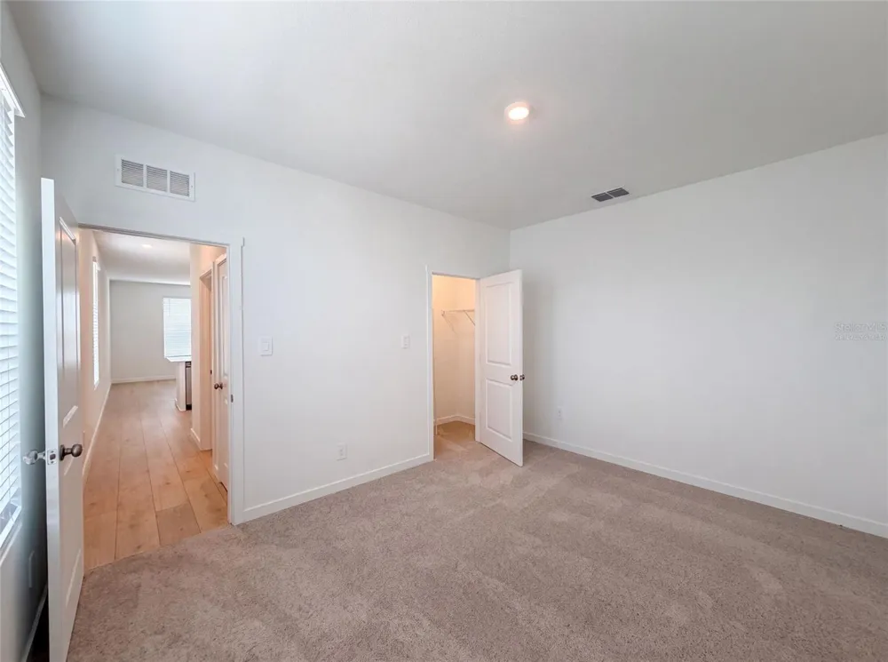 347 PUMA LOOP Groveland, FL 34736