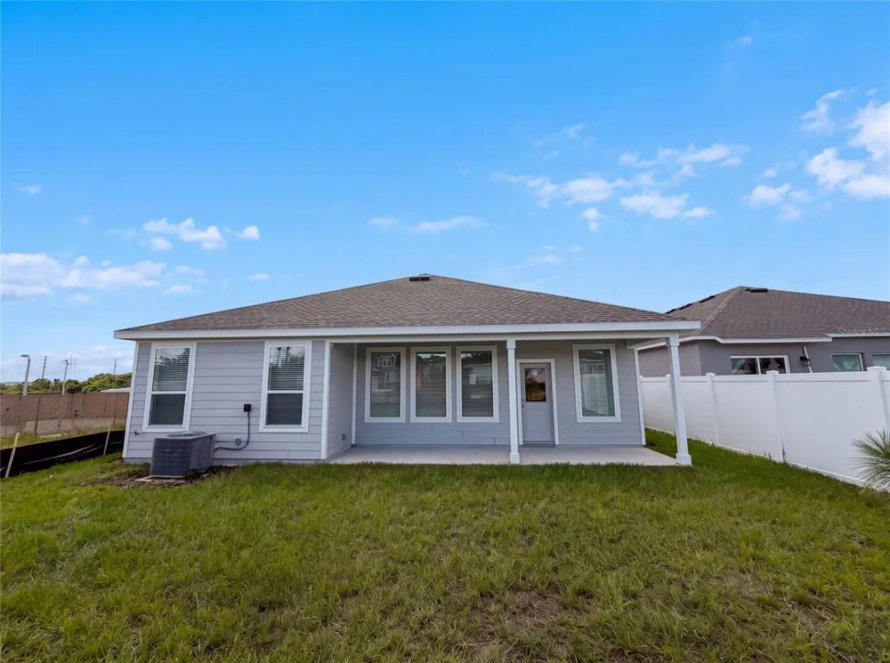 347 PUMA LOOP Groveland, FL 34736