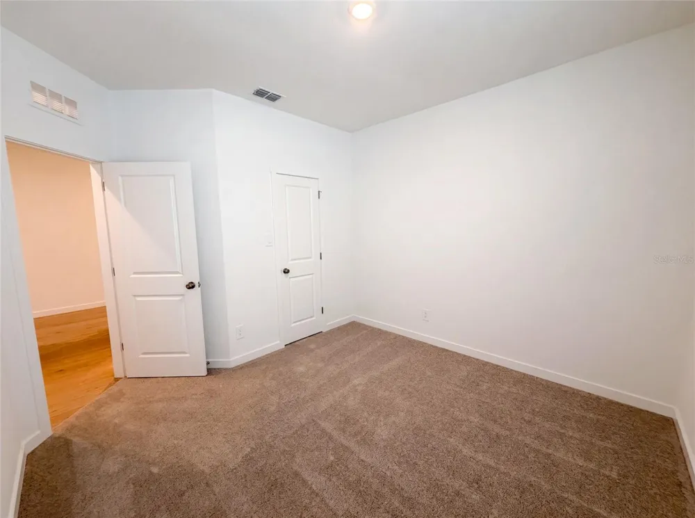 347 PUMA LOOP Groveland, FL 34736