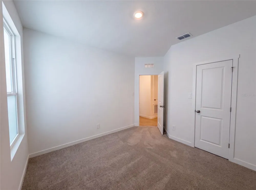 347 PUMA LOOP Groveland, FL 34736