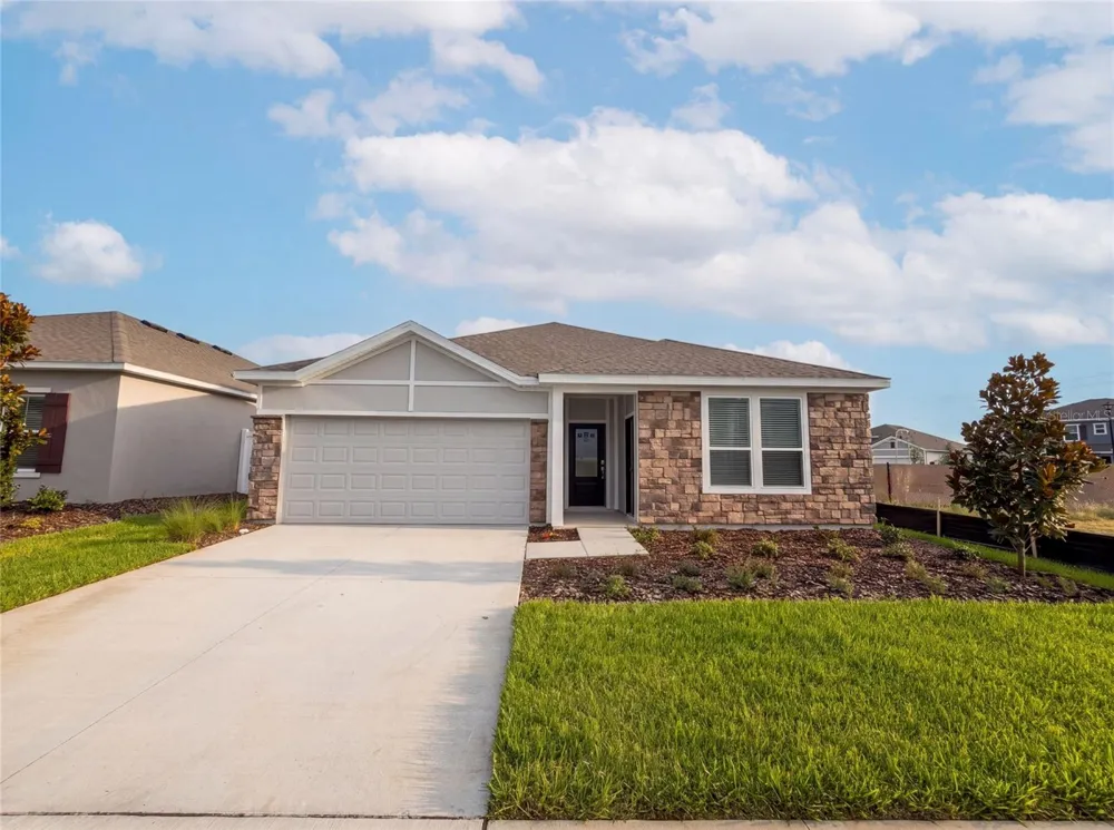 347 PUMA LOOP Groveland, FL 34736
