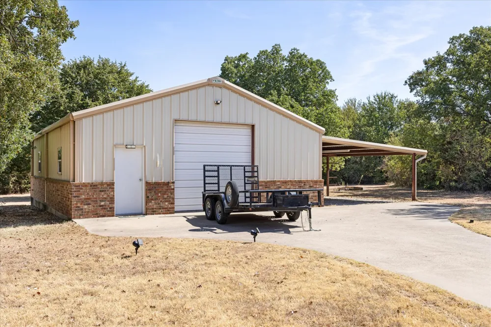 190 Lone Oak Mineral Wells, TX 76067