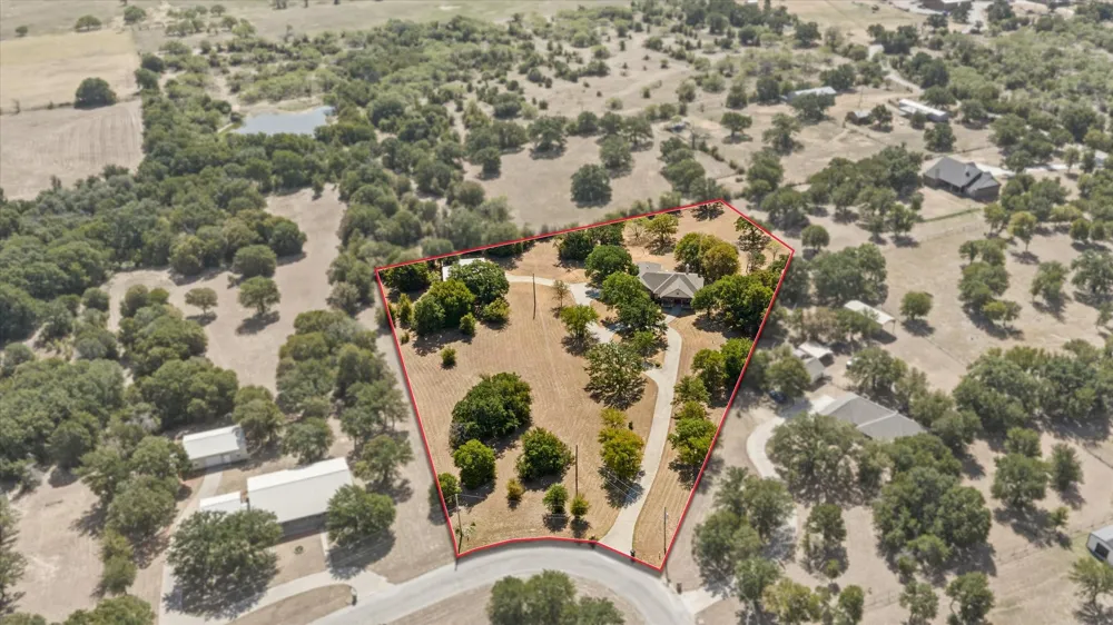 190 Lone Oak Mineral Wells, TX 76067