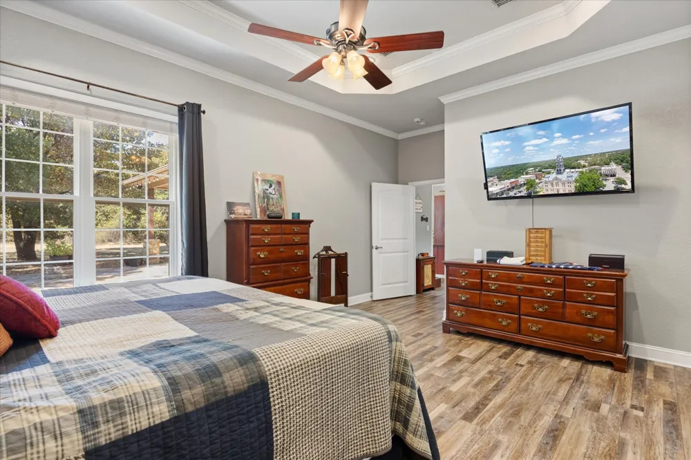 190 Lone Oak Mineral Wells, TX 76067