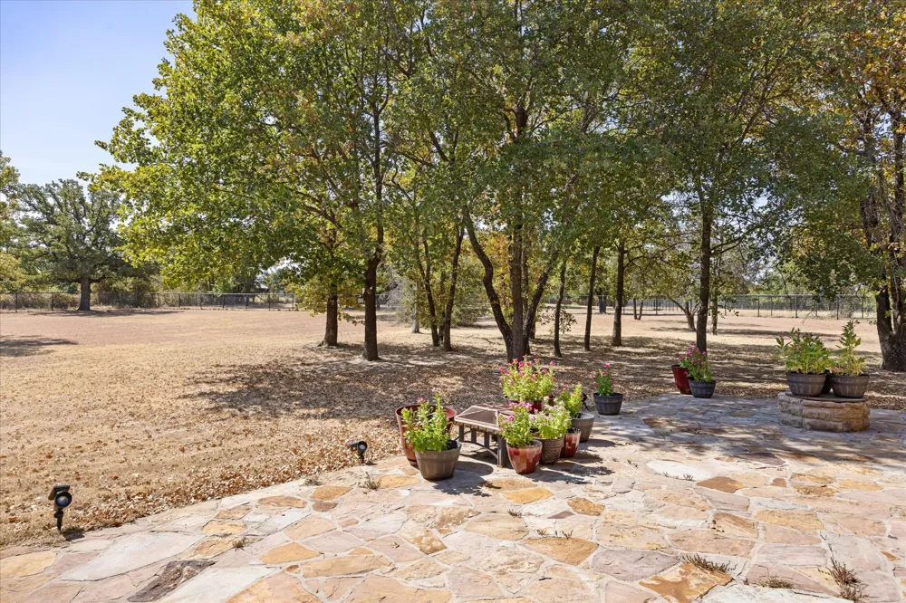 190 Lone Oak Mineral Wells, TX 76067