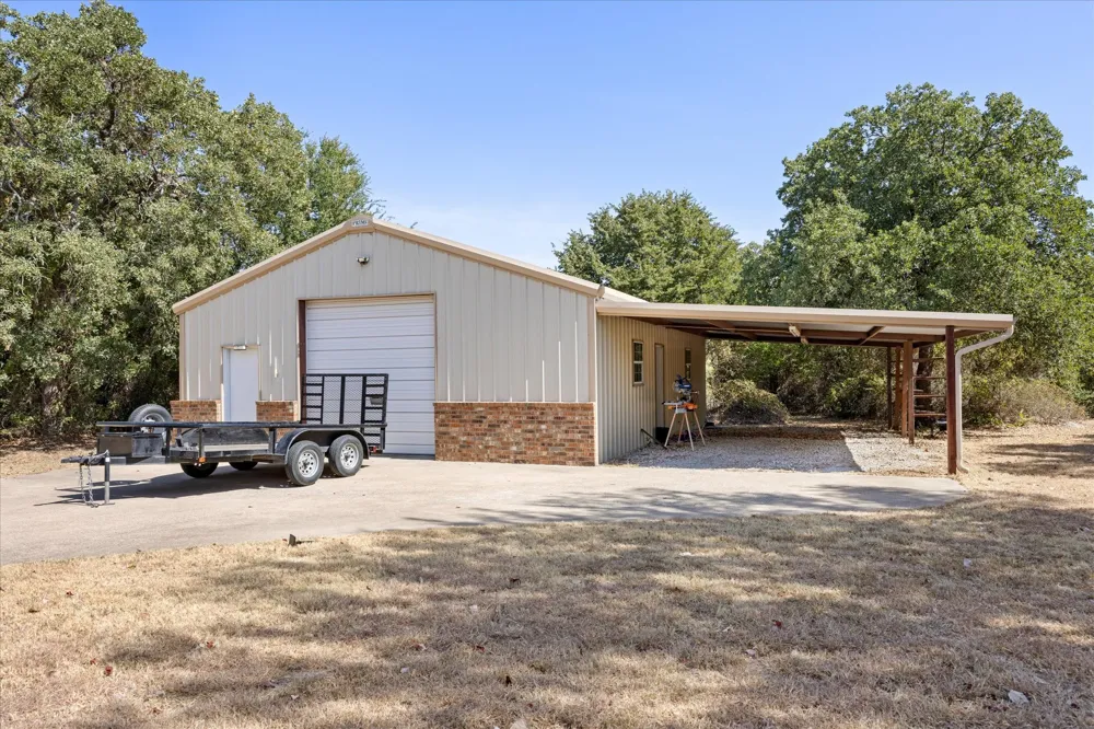 190 Lone Oak Mineral Wells, TX 76067