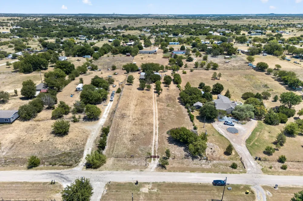 9620 Valley Road Joshua, TX 76058