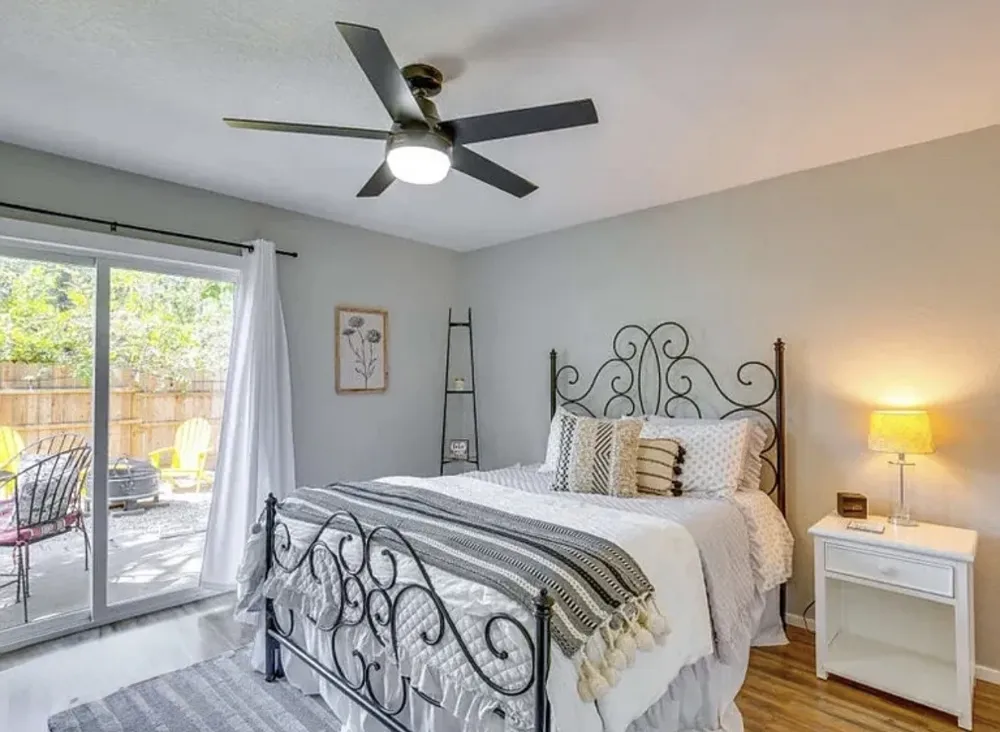 536 Western Hills Trail Granbury, TX 76049