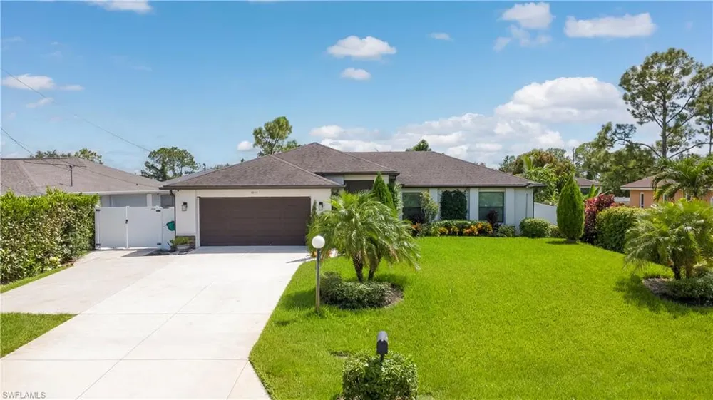 3803 18th Street SW Lehigh Acres, FL 33976