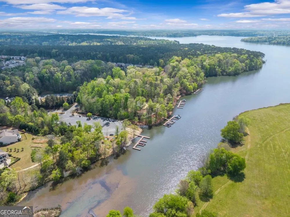 1330 Starboard WAY Greensboro, GA 30642