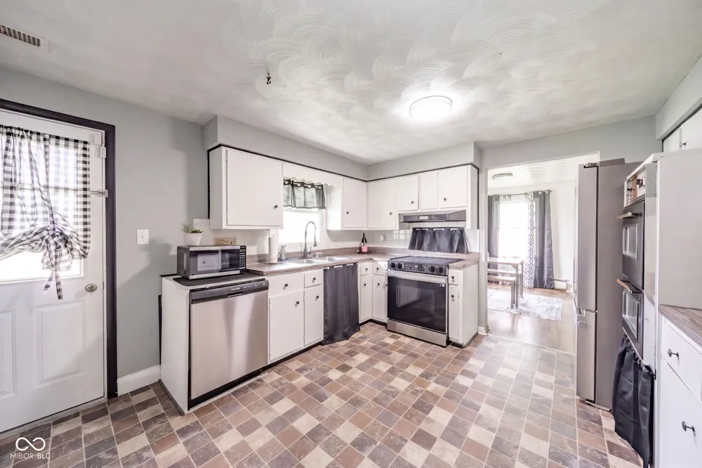 5019 S Madison Avenue Anderson, IN 46013
