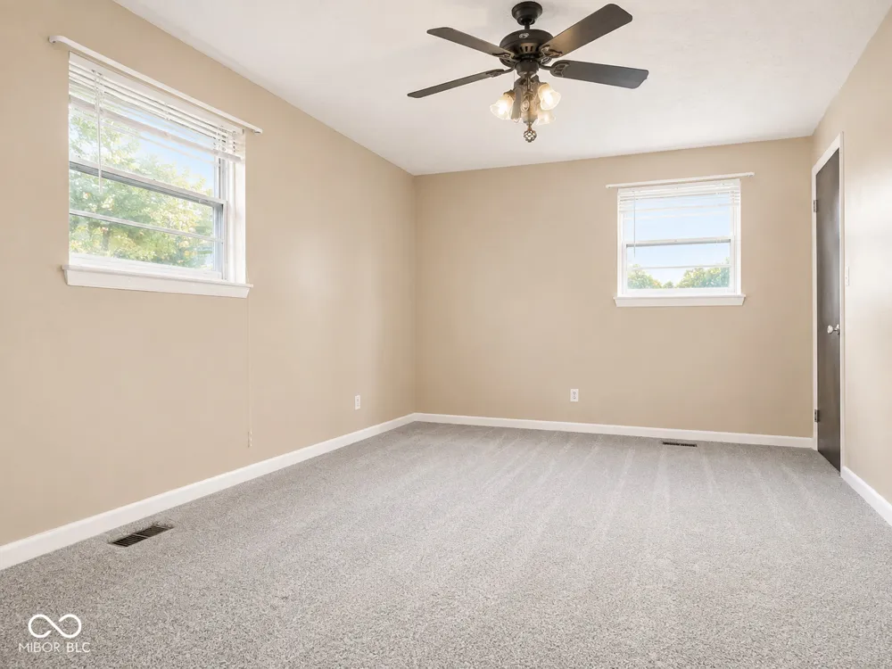 5631 Somers Drive Indianapolis, IN 46237