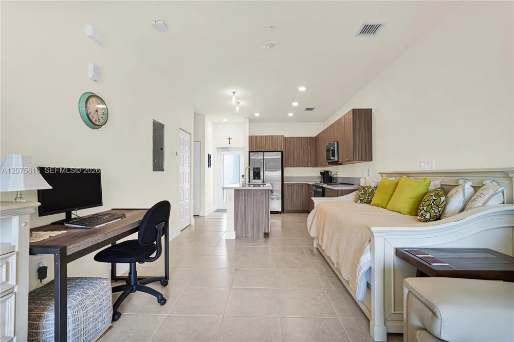 8301 NW 41st St #B-303 Doral, FL 33166