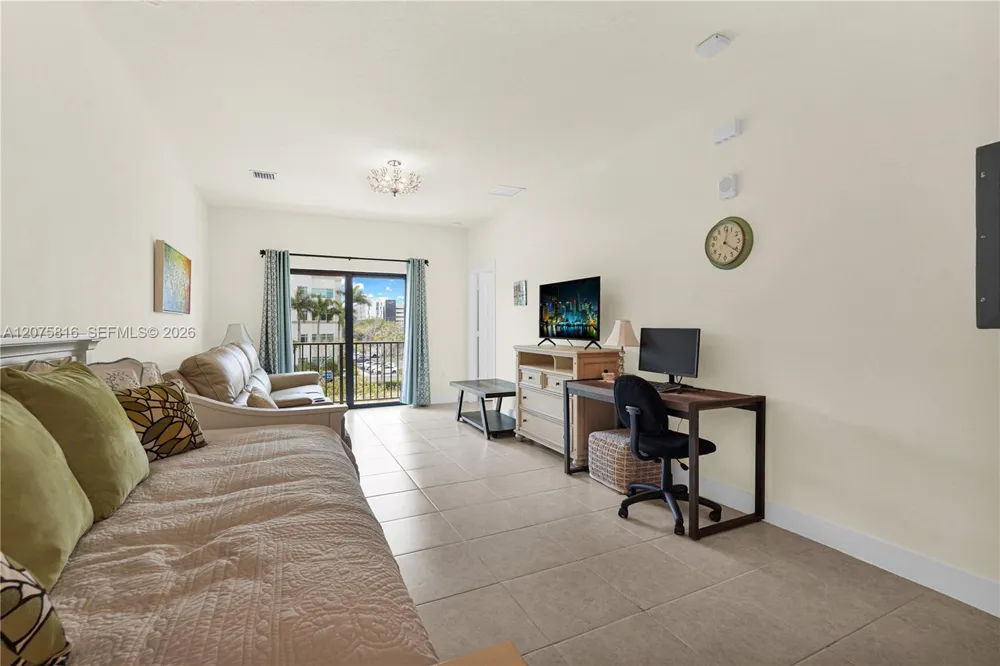 8301 NW 41st St #B-303 Doral, FL 33166