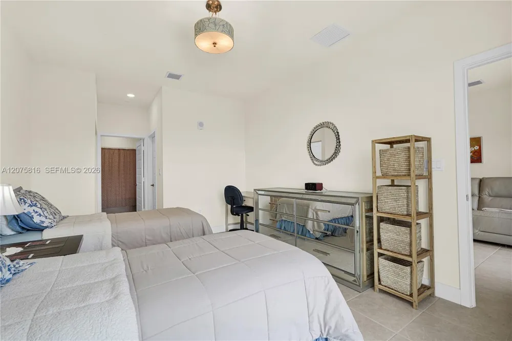 8301 NW 41st St #B-303 Doral, FL 33166