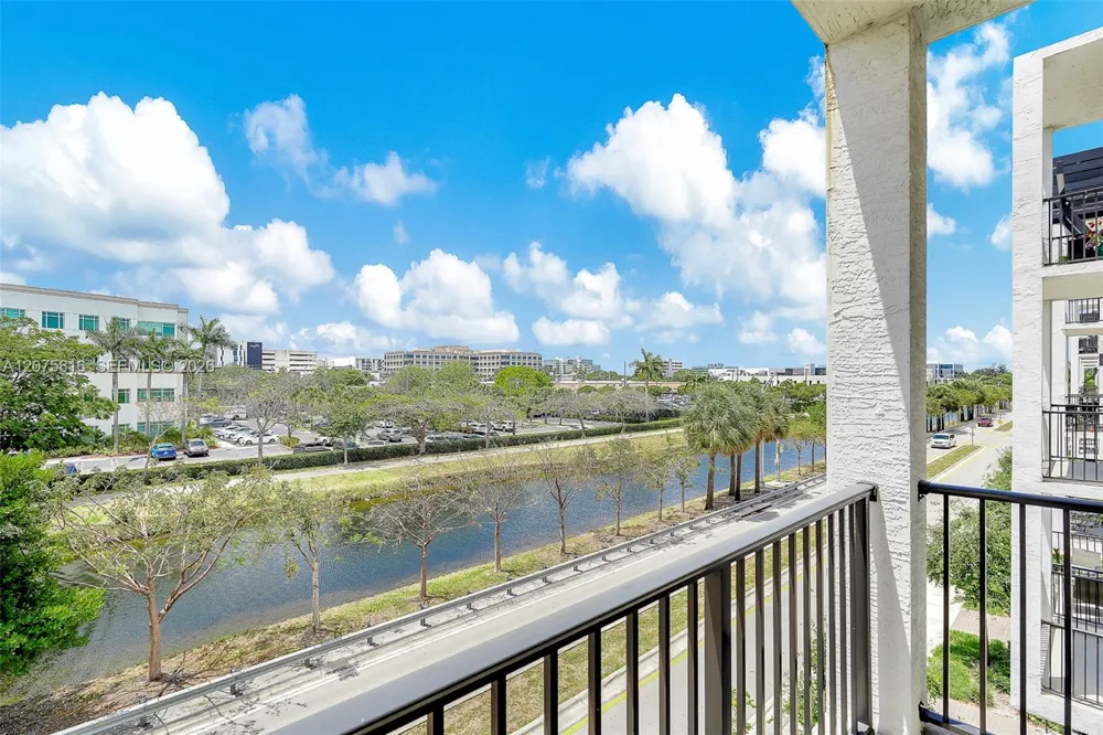 8301 NW 41st St #B-303 Doral, FL 33166