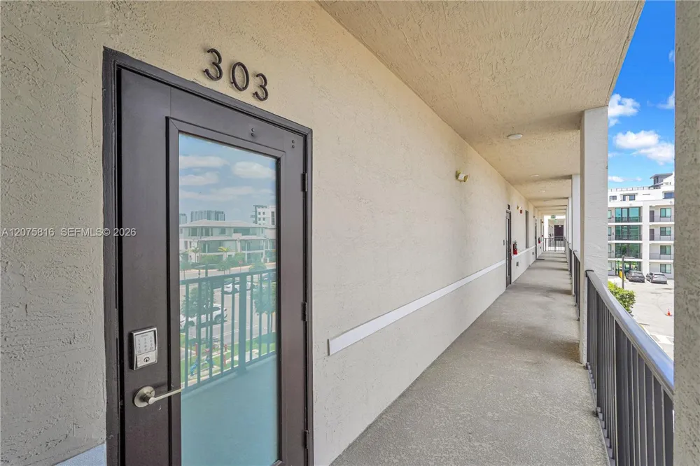 8301 NW 41st St #B-303 Doral, FL 33166