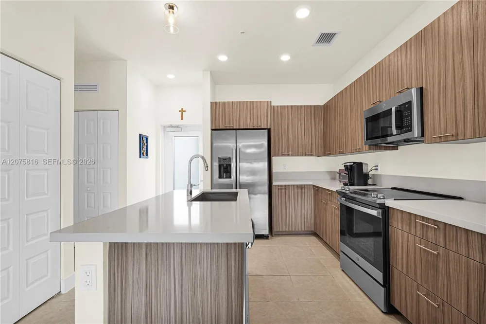 8301 NW 41st St #B-303 Doral, FL 33166