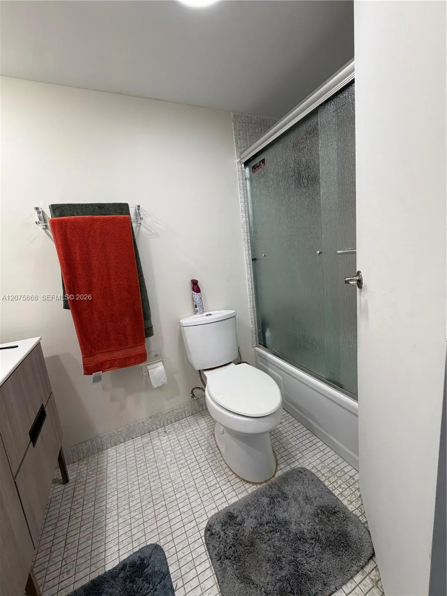 2000 Atlantic Shores Blvd #407 Hallandale Beach, FL 33009