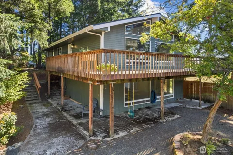 131 E Channel Drive