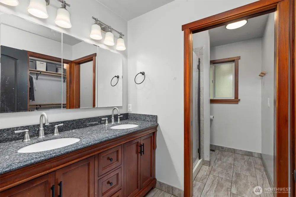 131 E Channel Drive Allyn, WA 98524