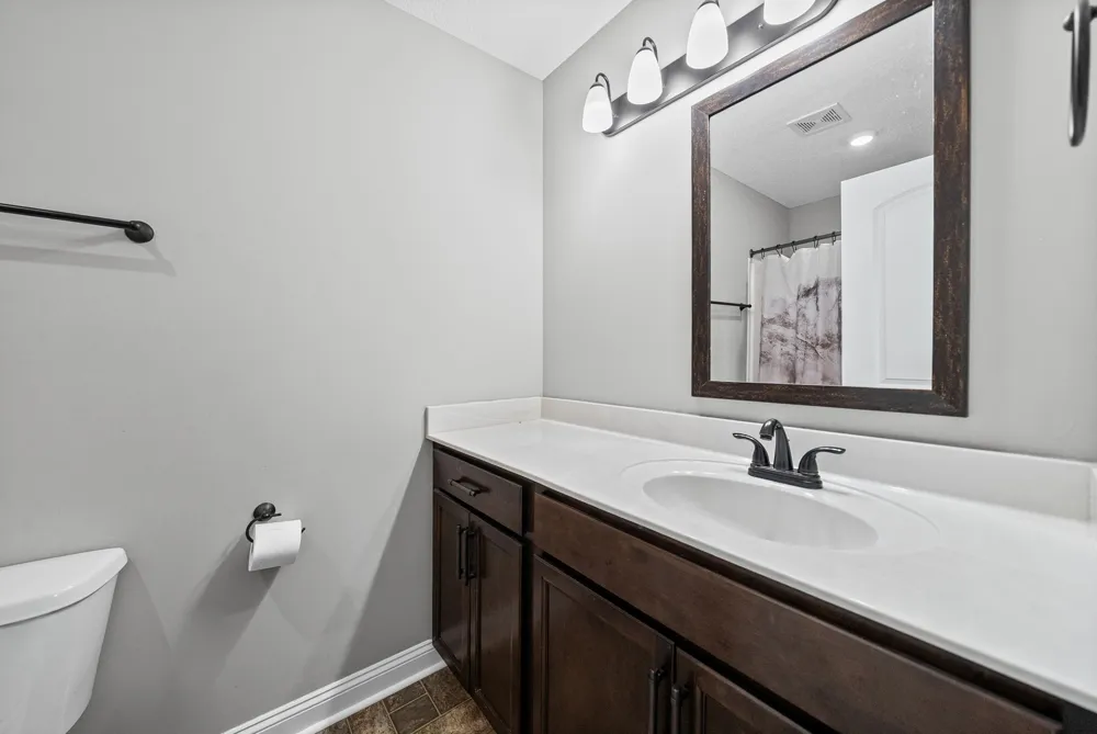 354 Sam Houston Cir Clarksville, TN 37040