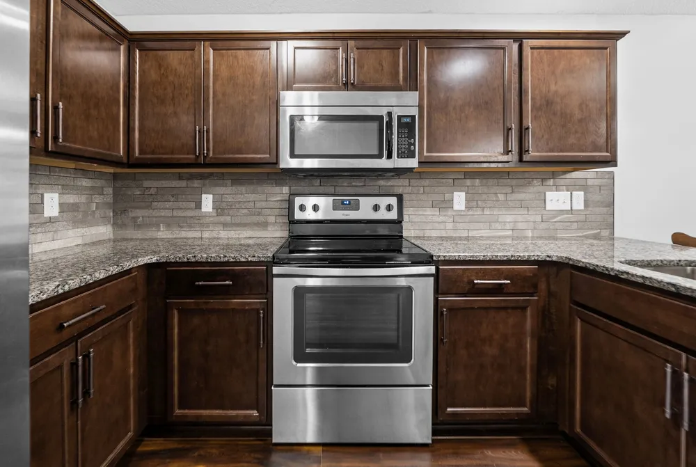 354 Sam Houston Cir Clarksville, TN 37040