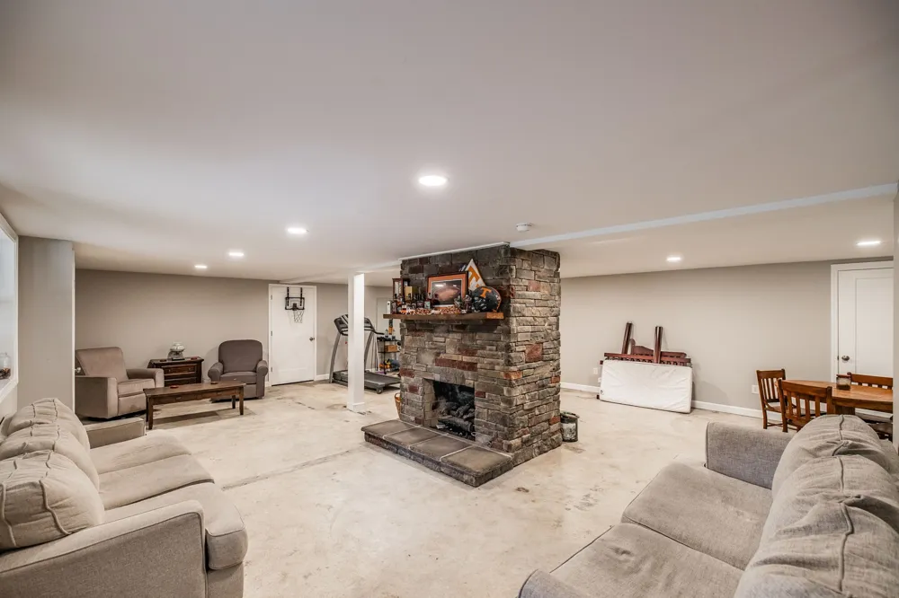 503 N Pawnee Dr Springfield, TN 37172