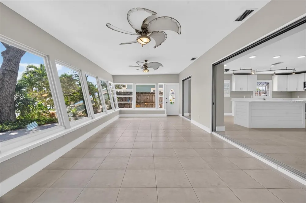 541 LILLIAN DRIVE Madeira Beach, FL 33708