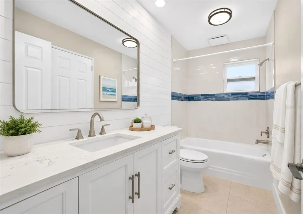 541 LILLIAN DRIVE Madeira Beach, FL 33708