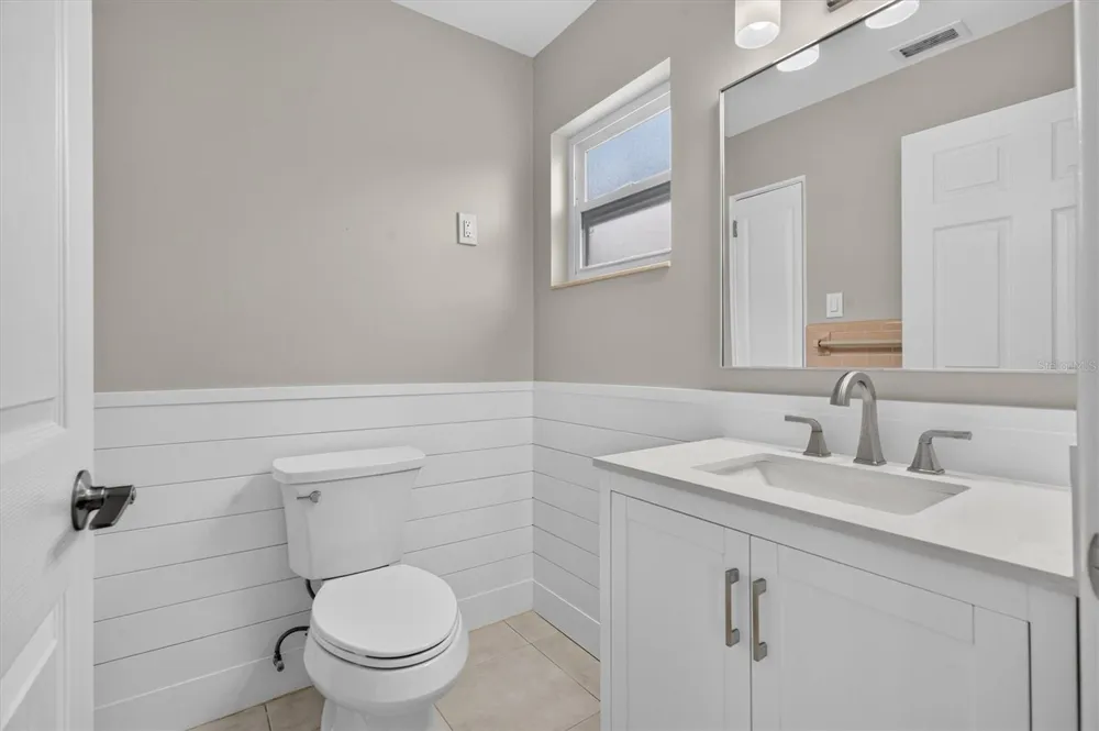 541 LILLIAN DRIVE Madeira Beach, FL 33708
