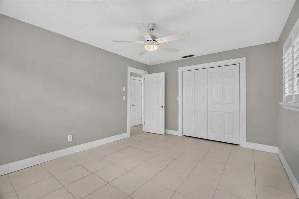541 LILLIAN DRIVE Madeira Beach, FL 33708