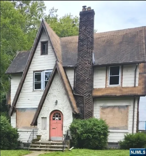 52 Hillside