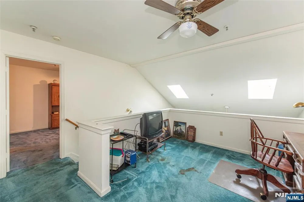 20 Collura Lane K087 Clifton, NJ 07012