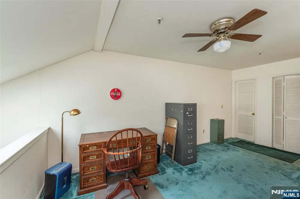 20 Collura Lane K087 Clifton, NJ 07012